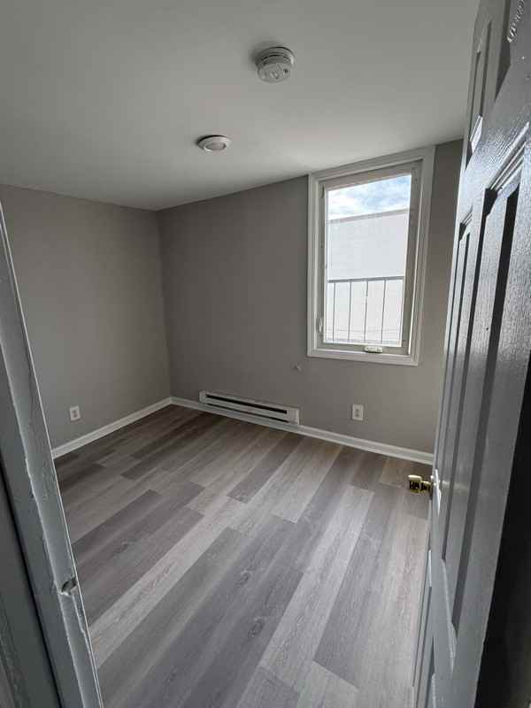 171 Godwin Ave #3 - Photo 7 of 9