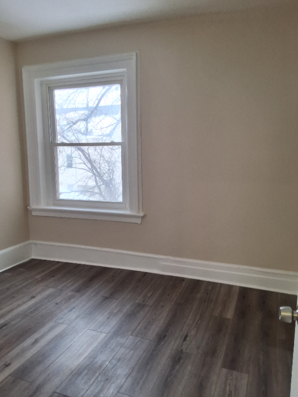 55 9th Ave W #2 - Photo 7 of 12