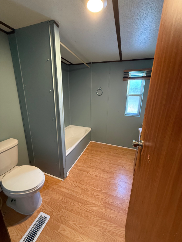 298 Farley Cir - Photo 3 of 7