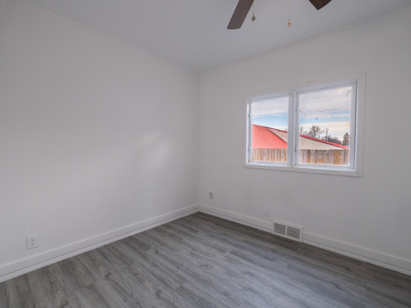 729 S 7th St - Photo 6 of 22