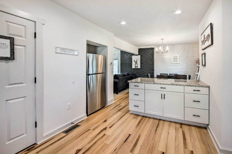 124 N Ronks Rd - Photo 6 of 20