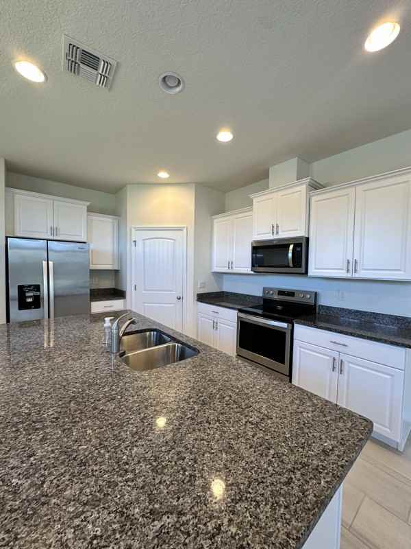 8503 Tavernier Aly - Photo 5 of 17