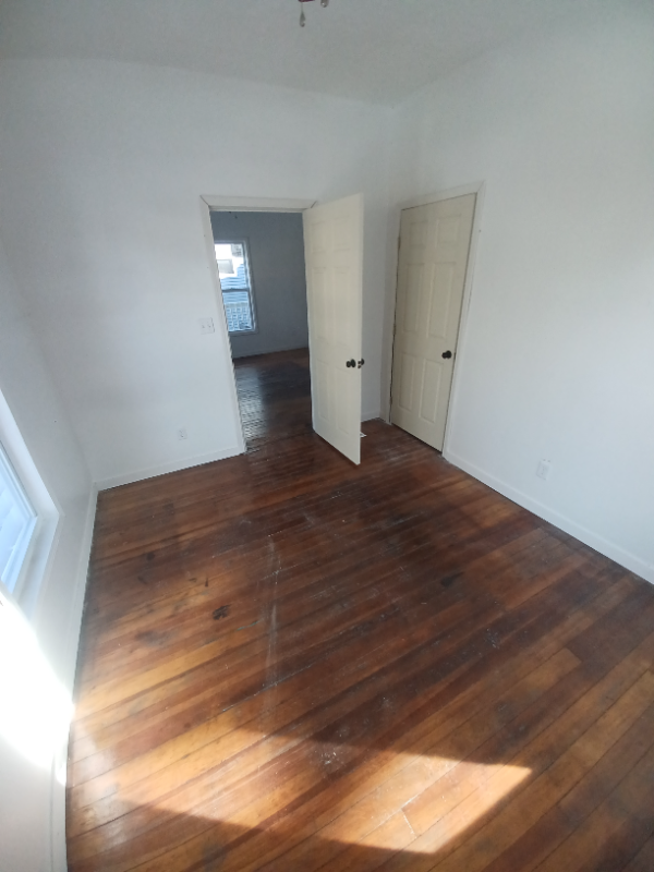 4427 Madison Ave - Photo 6 of 15