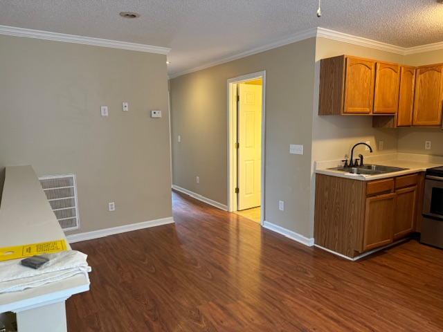 2420 Textile St #6 - Photo 3 of 15