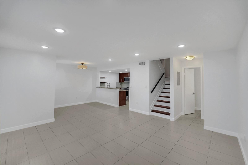 4550 Sw 68th Court Cir #54-8 - Photo 3 of 8
