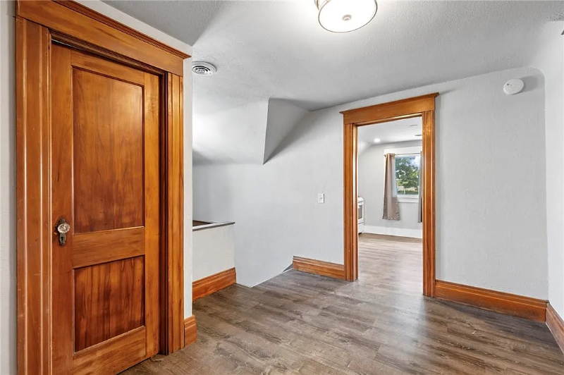 102 Colby St #4ATTIC - Photo 3 of 12