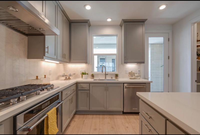 1423 Venice Ter - Photo 4 of 15