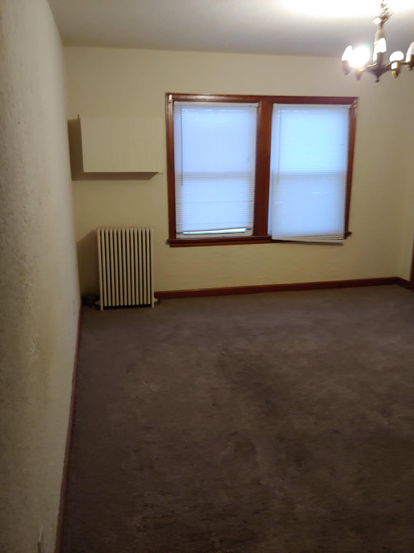 121 3rd Ave E #4 - Photo 3 of 3