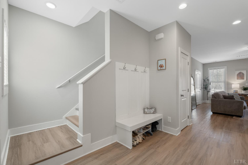 32 English Commons Dr - Photo 2 of 12