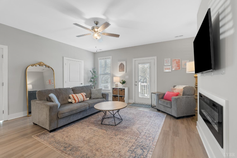 32 English Commons Dr - Photo 5 of 12