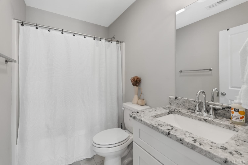 32 English Commons Dr - Photo 6 of 12