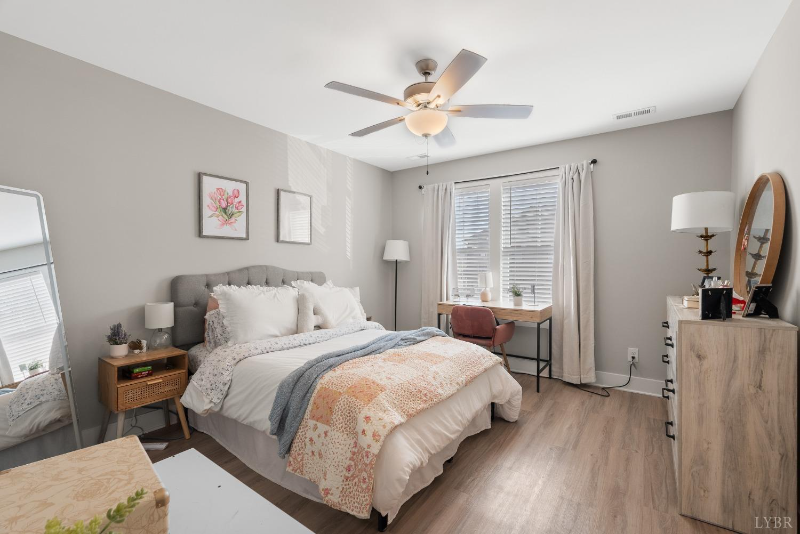 32 English Commons Dr - Photo 7 of 12