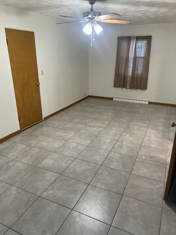 1723 Parkway Dr - Photo 5 of 20