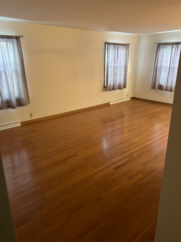 1723 Parkway Dr - Photo 6 of 20