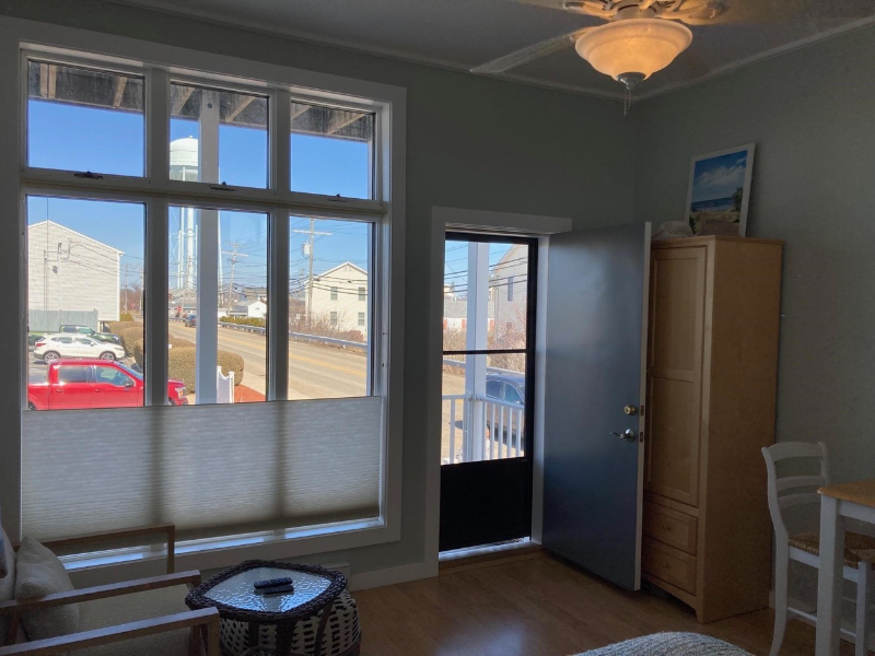 31 Brown Ave - Photo 6 of 12