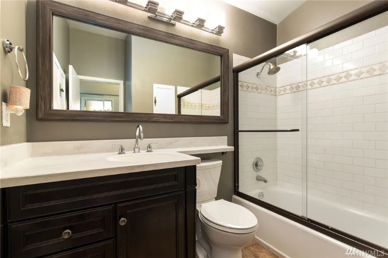 3607 14th Ave W - Photo 4 of 17