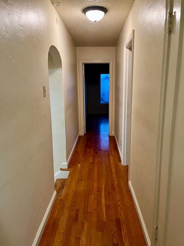 437 Mastick Ave - Photo 5 of 8