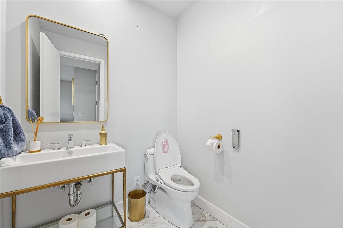 3112 E Palo Verde Dr - Photo 3 of 50
