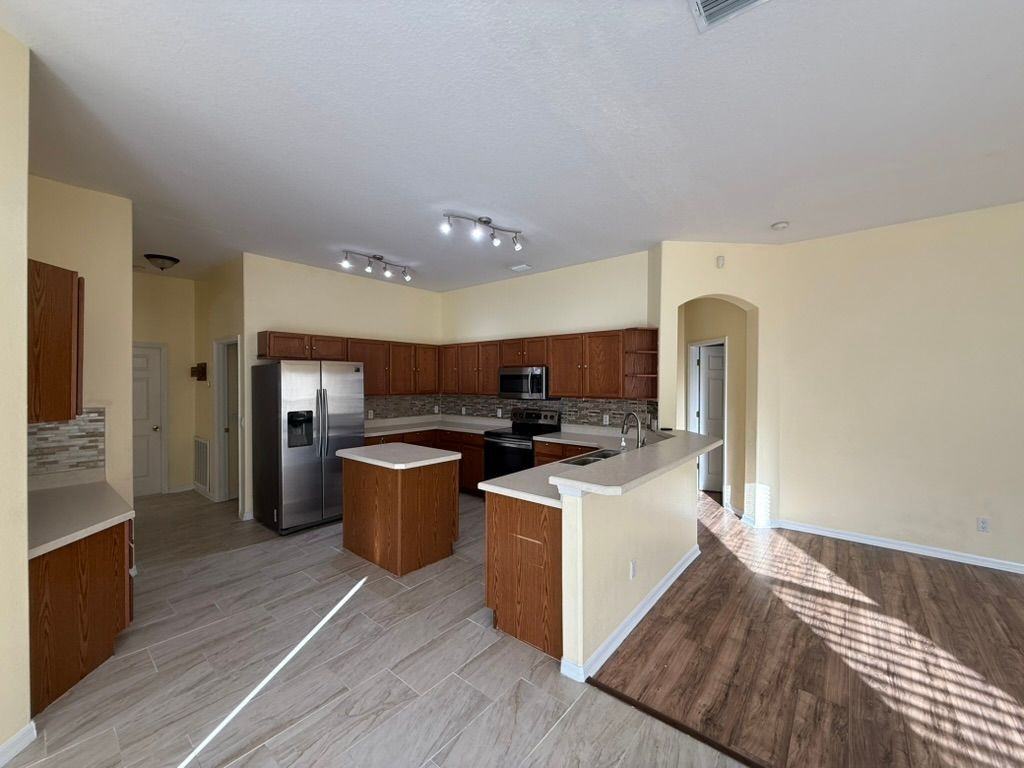 12032 Timberhill Dr - Photo 3 of 3