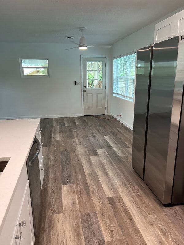 106 S Oakland Ave - Photo 4 of 9