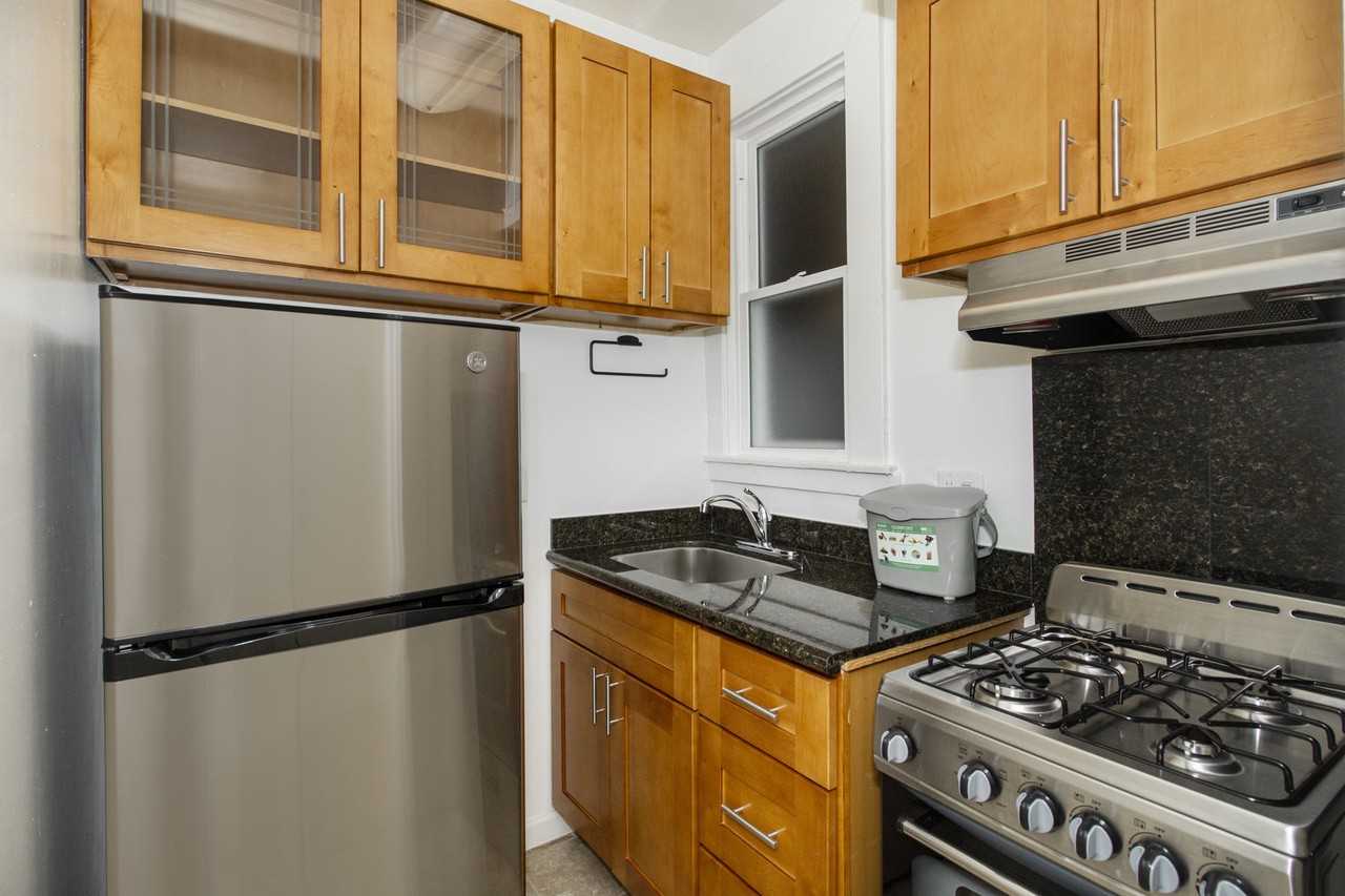 Vue De Lac Apartments - Photo 5 of 50