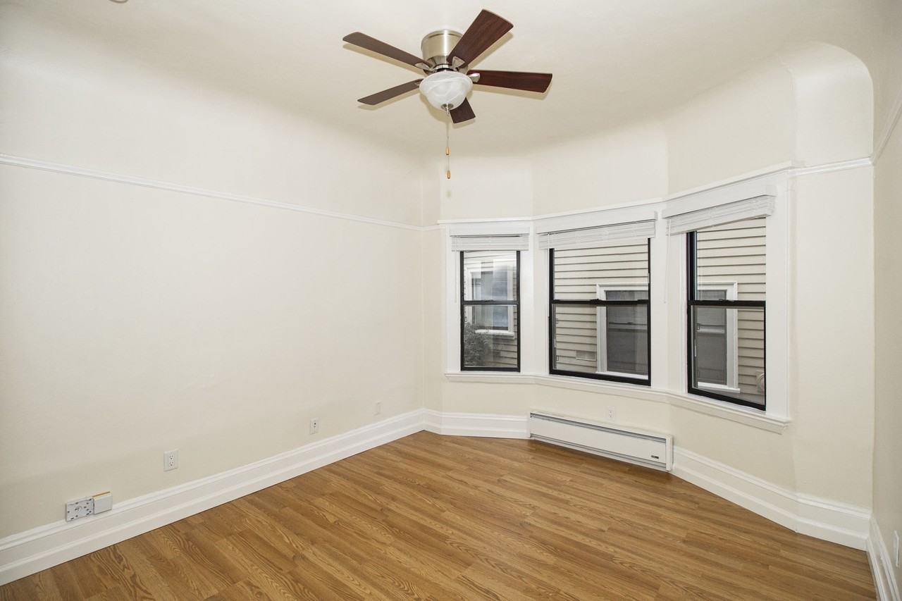 Vue De Lac Apartments - Photo 6 of 50