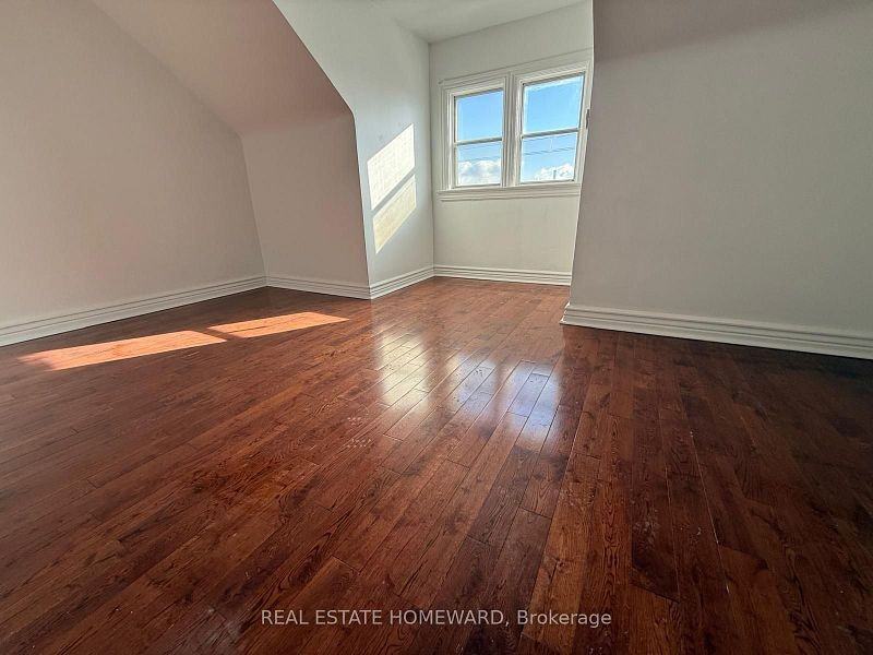 1234 Gerrard Street East - Photo 6 of 9