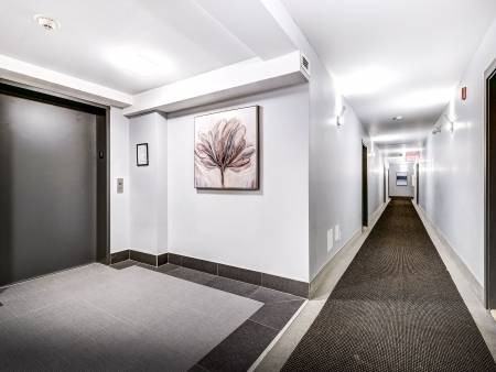 Le Tiffany - Photo 6 of 44