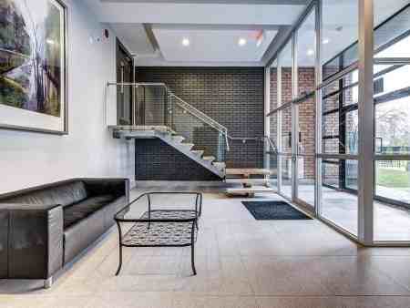 Le Tiffany - Photo 7 of 44