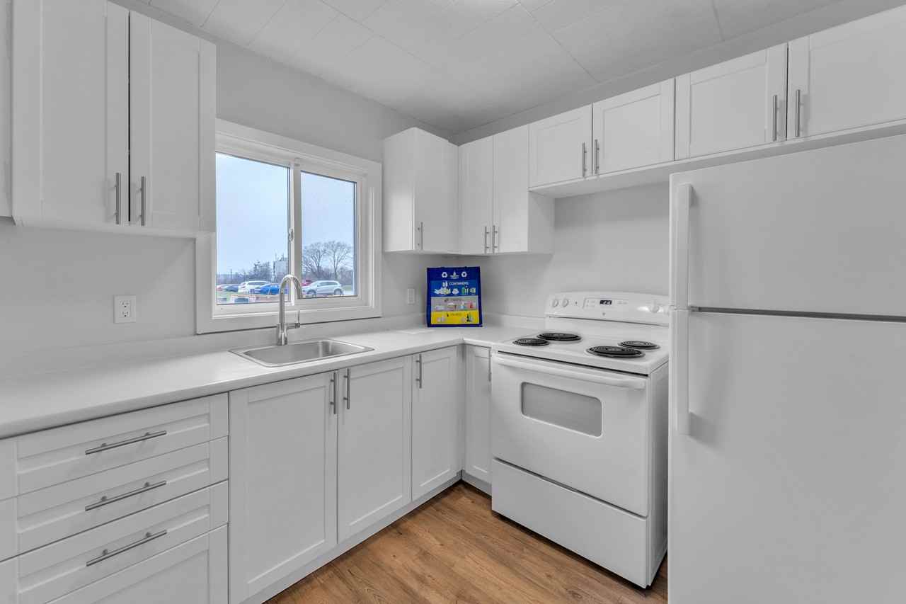 Village Towers Apartments - Photo 7 of 23