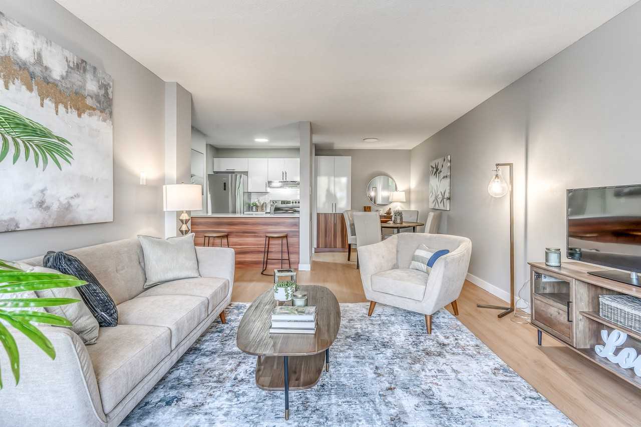 Windsor Arms - Photo 4 of 50