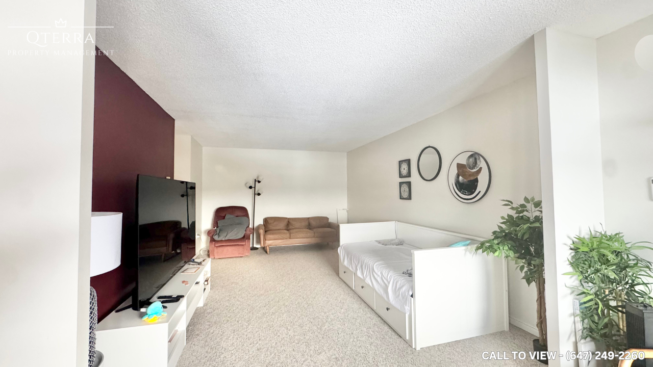 705-65 Highland Crescent, Kitchener, Ontario N2M 5M8 - Photo 5 of 13