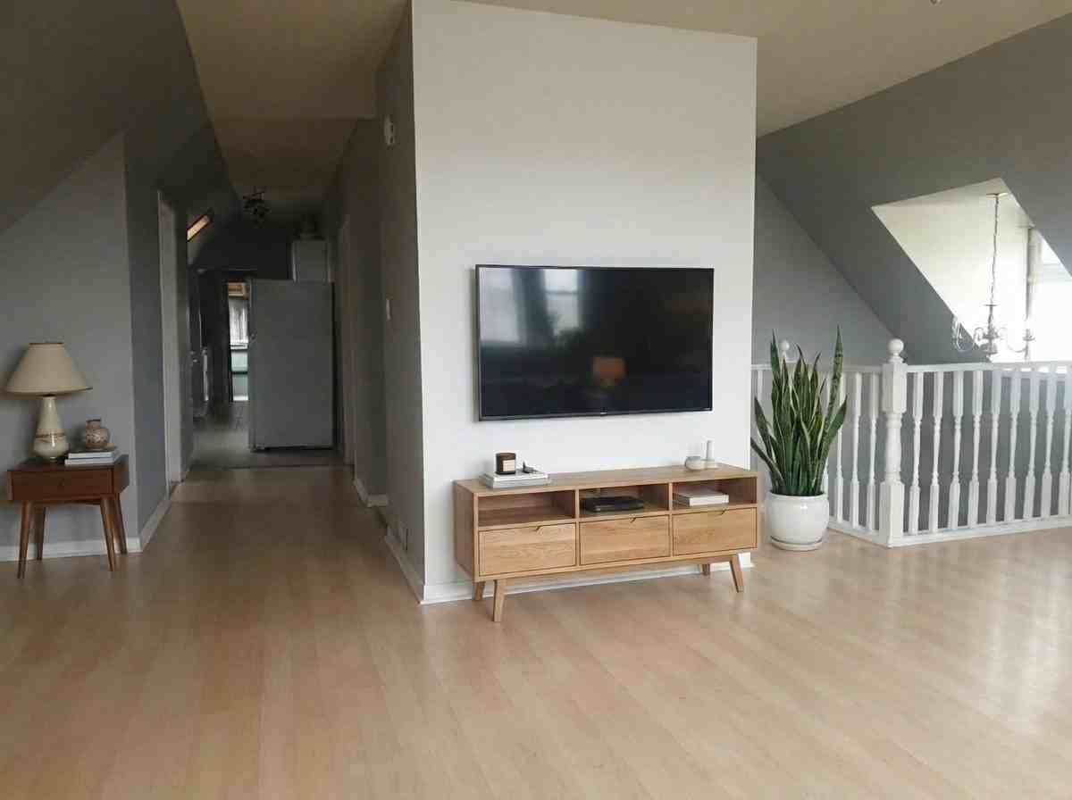 571 Queens Avenue #5 - Photo 2 of 11