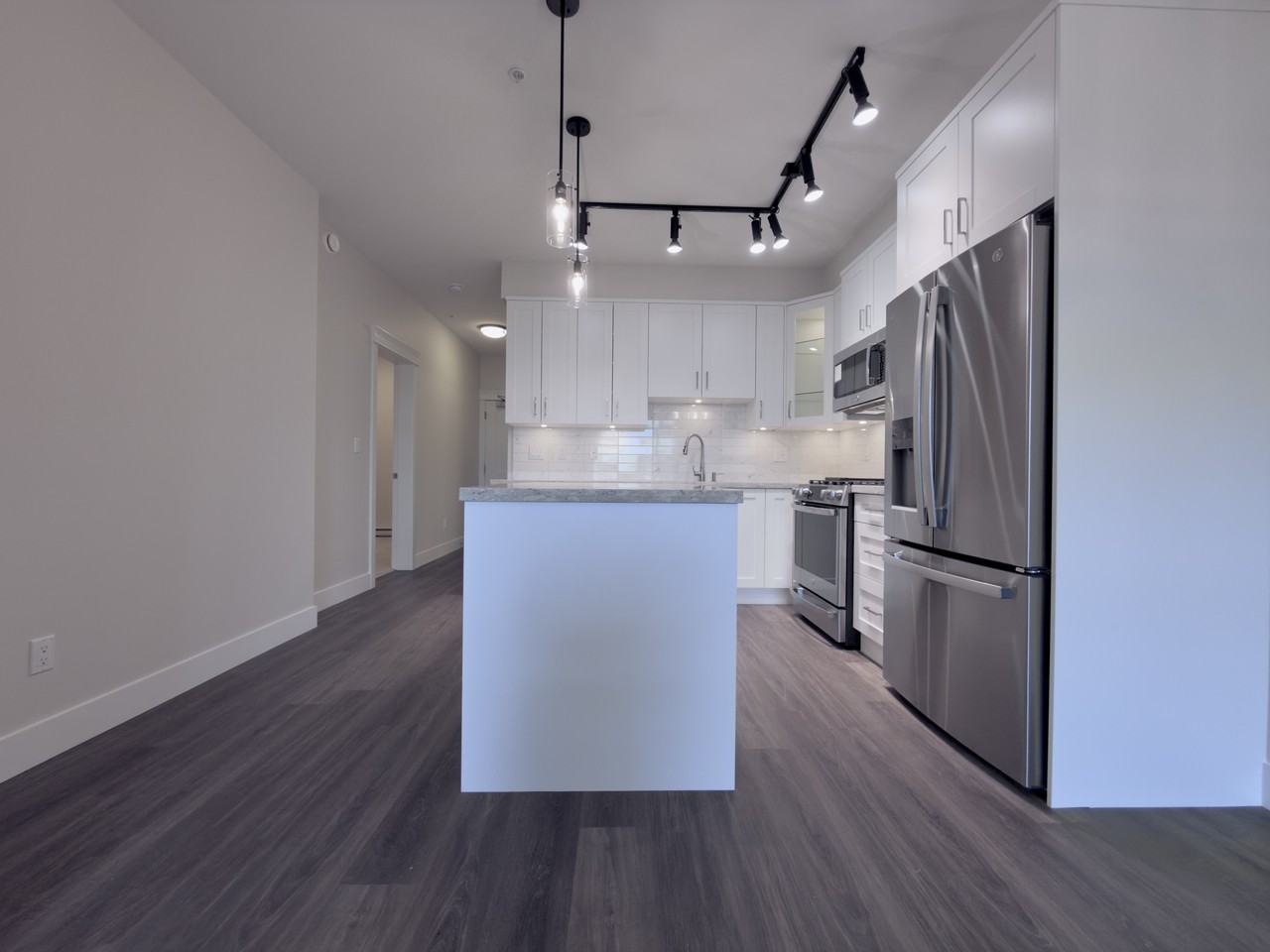 20926 83 Avenue #306 - Photo 2 of 18