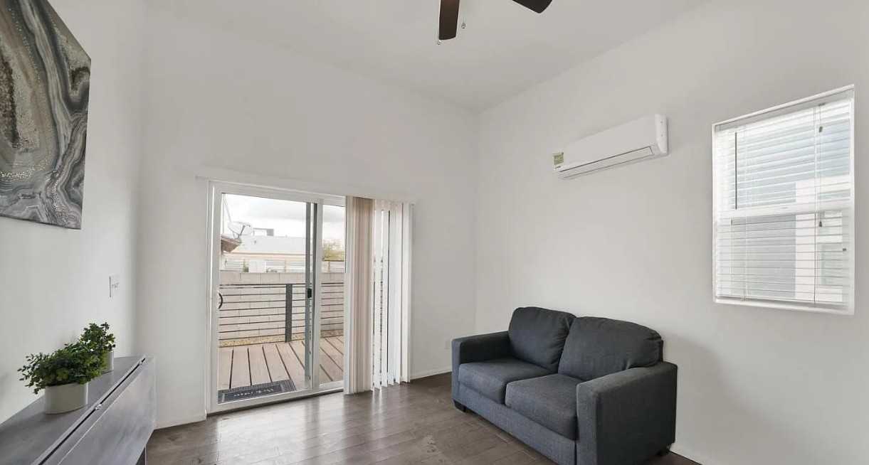 1229 S 13th Ave #2 - Photo 4 of 7