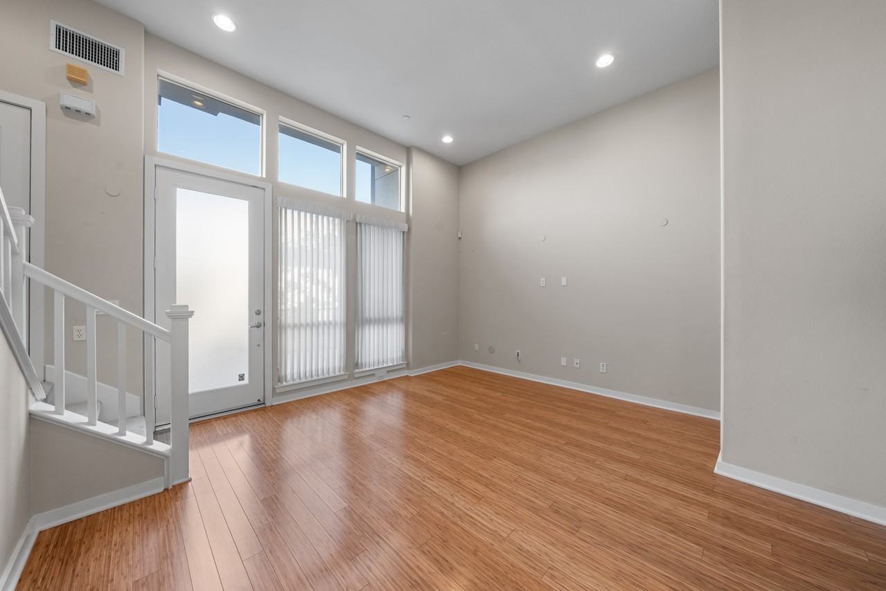 5509 W 149th Pl #13 - Photo 3 of 29