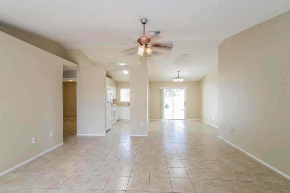 1213 Blufield Ave, Brandon, Fl, 33511 #NA - Photo 3 of 15