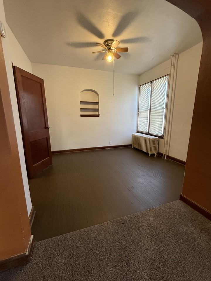 825 9th Ave N #2 - Photo 4 of 16