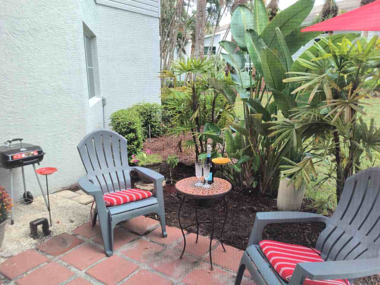 2820 Citrus Lake Dr #101 - Photo 3 of 19