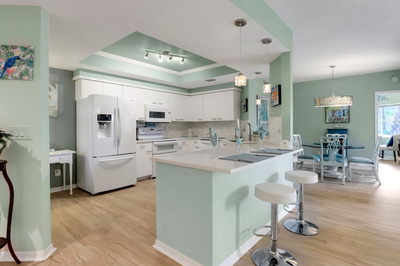 2820 Citrus Lake Dr #101 - Photo 6 of 19