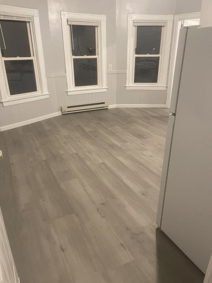 12 Fairview Ave #3F - Photo 3 of 5