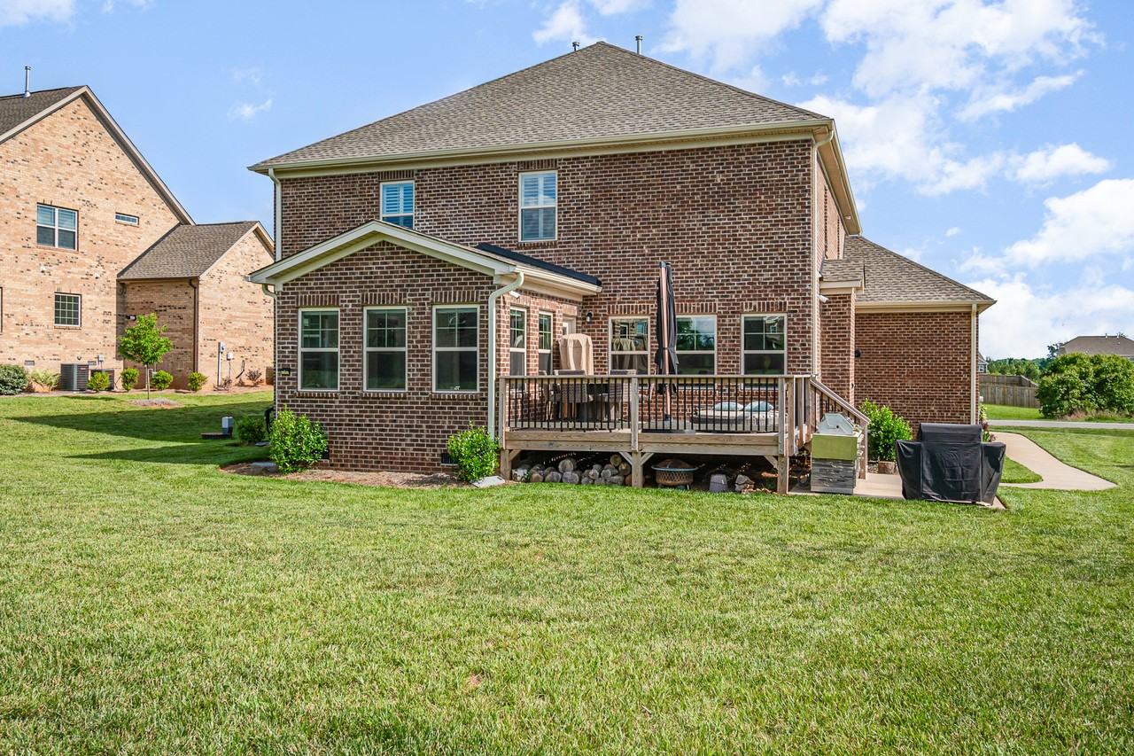 6006 Tanoak Ct #NA - Photo 4 of 47