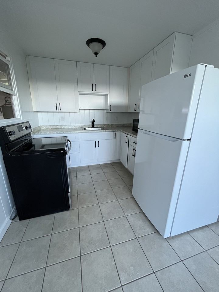 371 Kalua Rd #NA - Photo 3 of 9