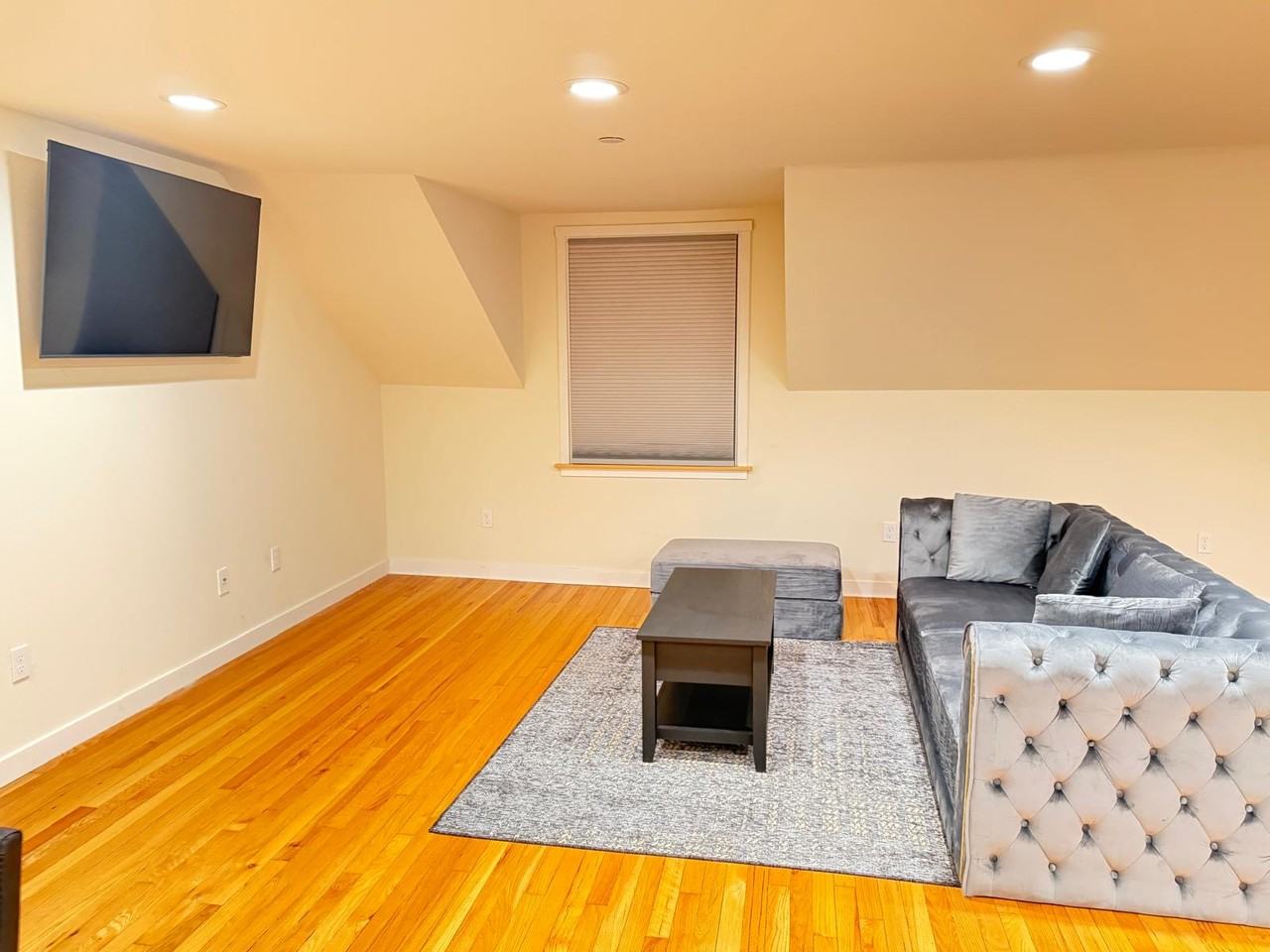 1017 E Front St #NA - Photo 5 of 13