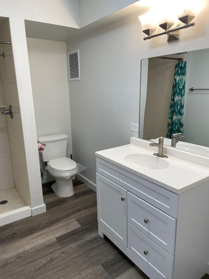 1550 Wilder Ave - Photo 2 of 12