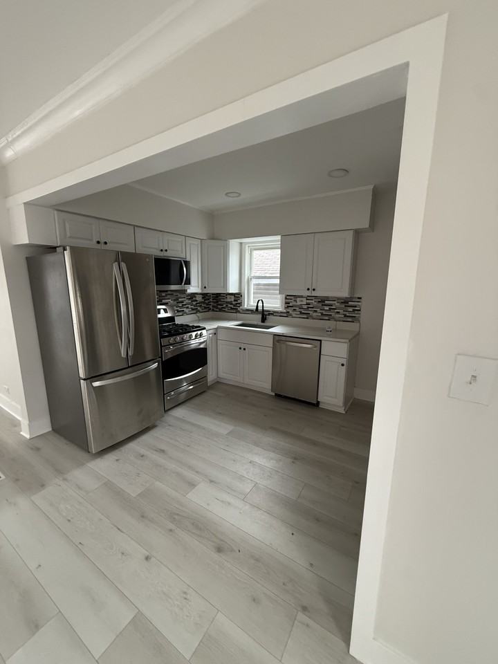 2011 Grey Ave #NA - Photo 2 of 17