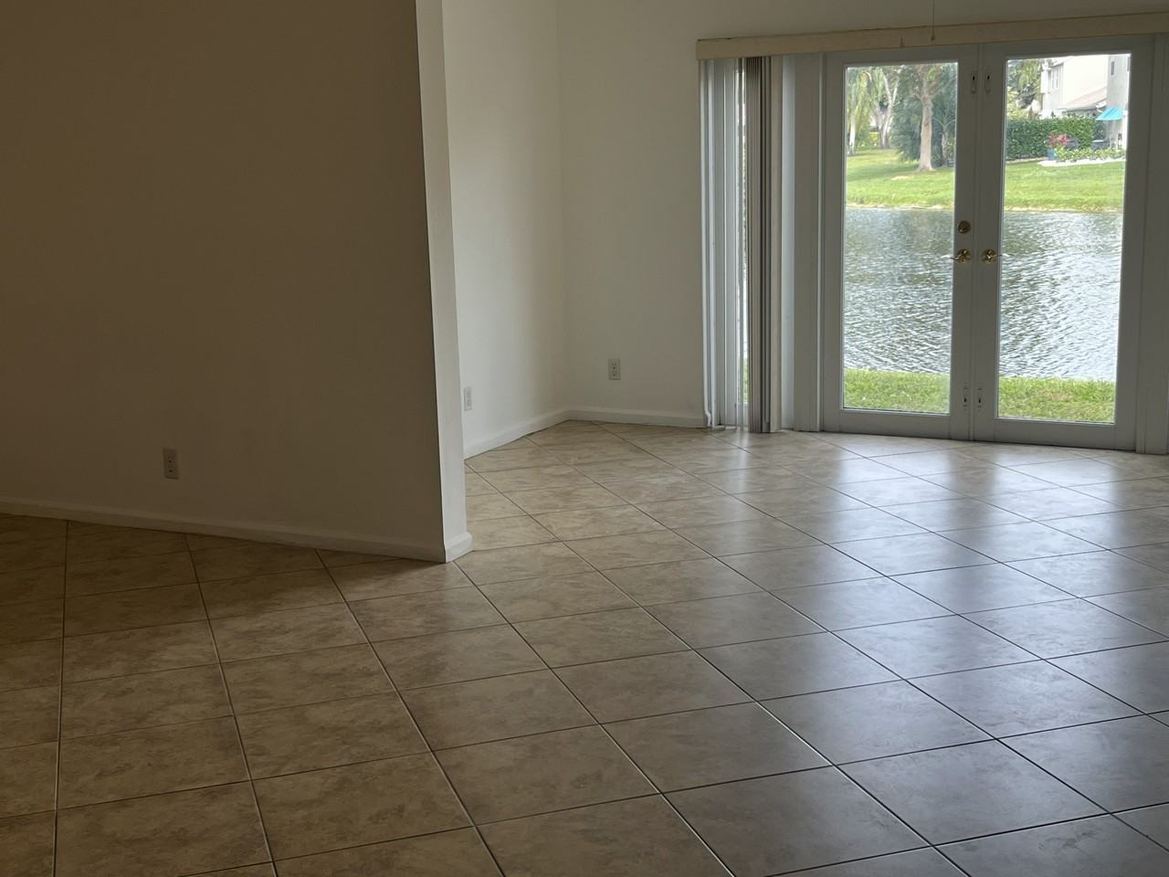 9203 Boca Gardens Cir S #D - Photo 5 of 10