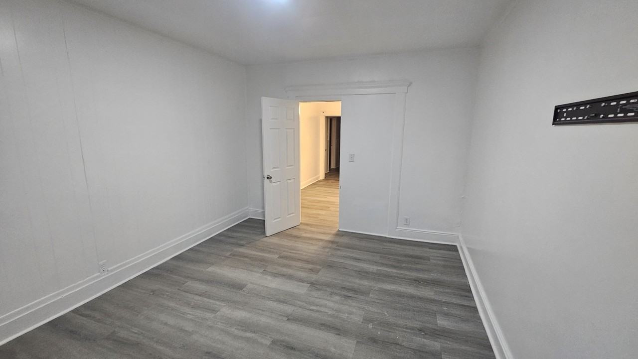 34 John St #1 - Photo 5 of 11