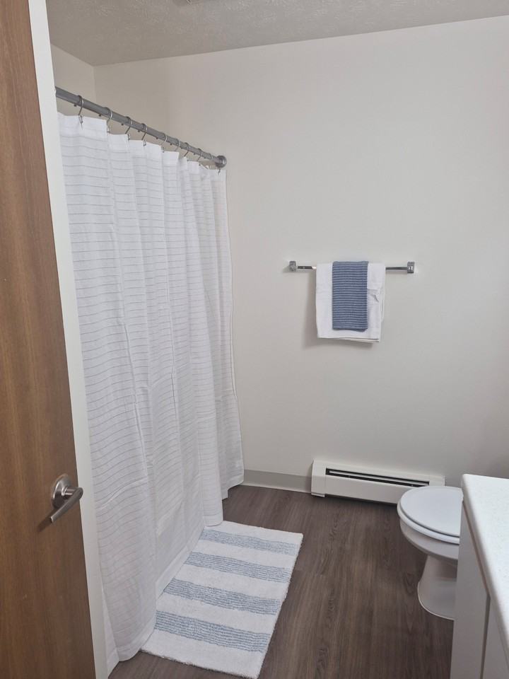 1752 Raleigh Ave #05 - Photo 7 of 7