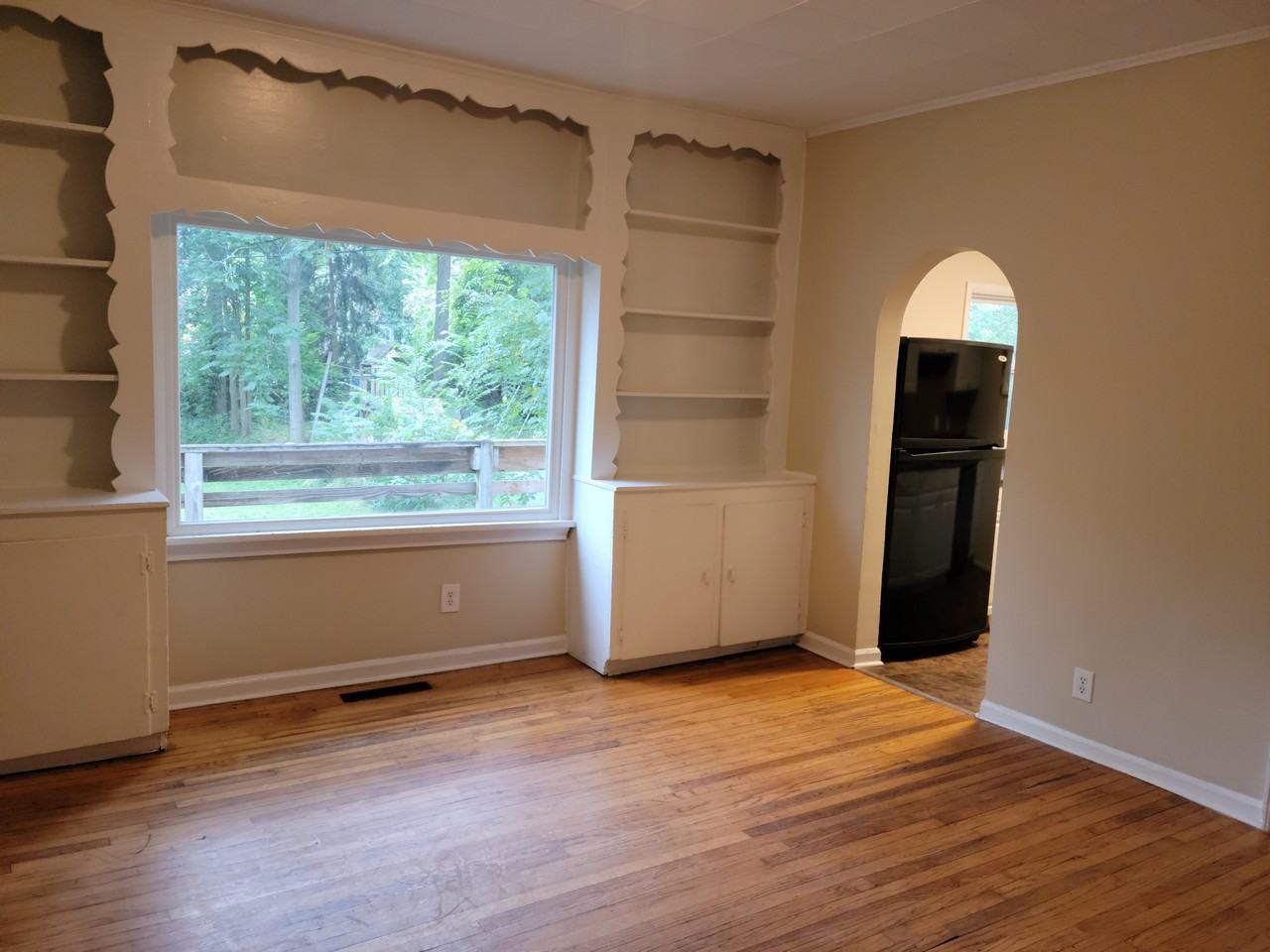 705 Pearl St #1 - Photo 6 of 11